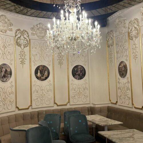 J'adore | Lounge and Restaurant